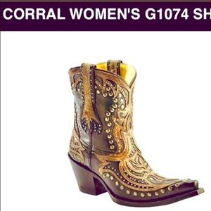 Corral Studded Inlay Short Top Black/Brown •G1074•